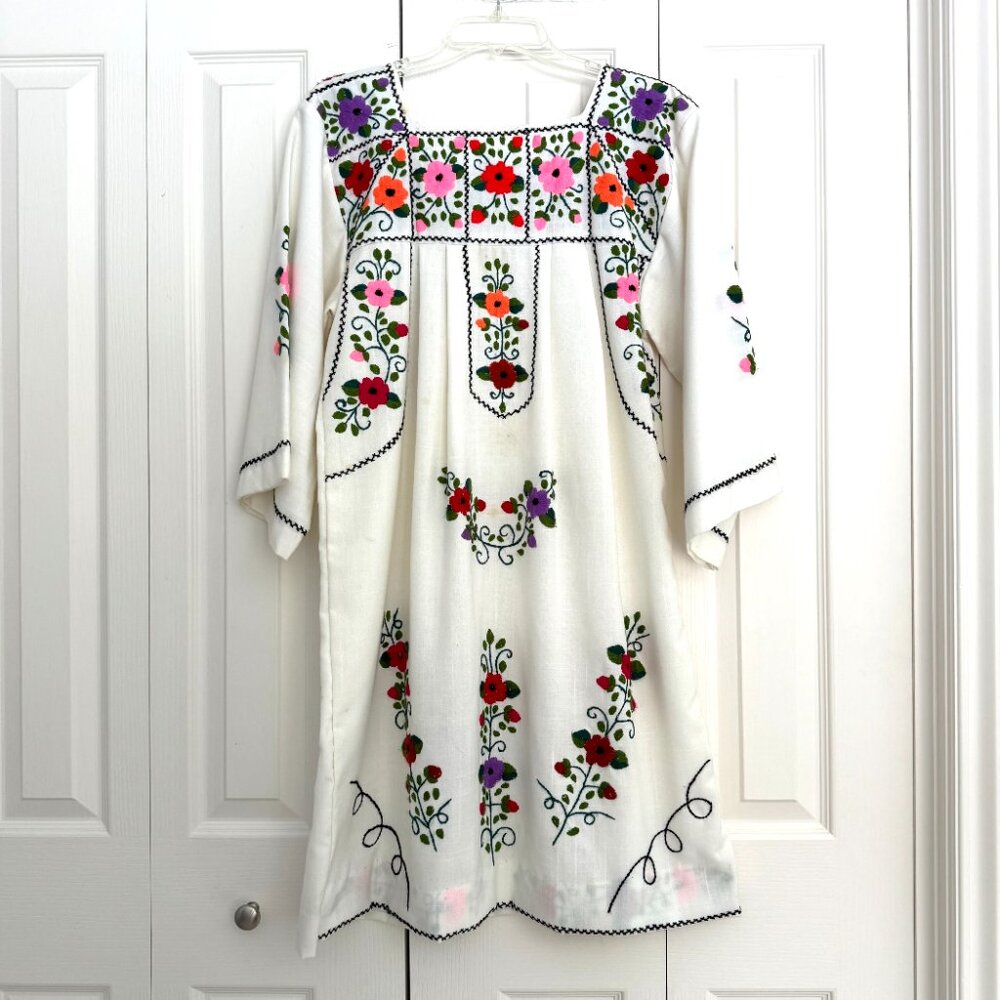 Vintage Handmade Mexican Dress Embroidered Peasant Boho Ethnic Fiesta Size M